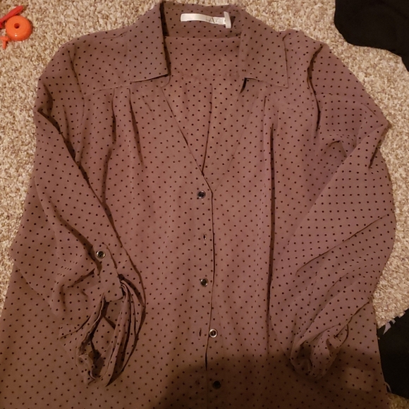 Blouses - Picture 3 of 4